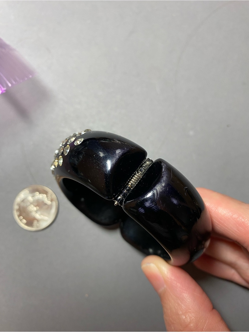 Vintage black clamper rhinestone bracelet - Picture 3 of 6